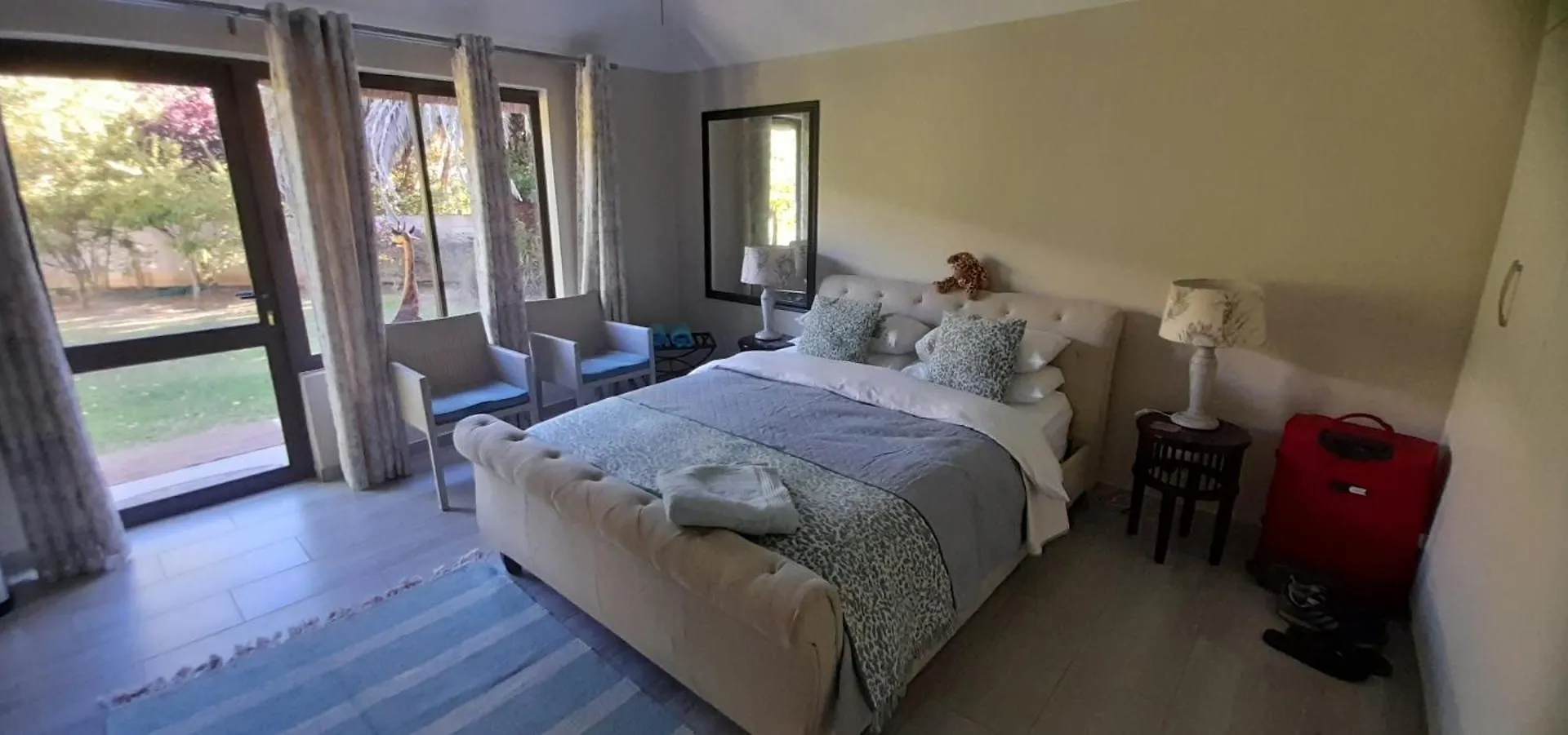 Easy Five Guest House Somerset West