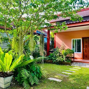 Hostel Baan Longhaad