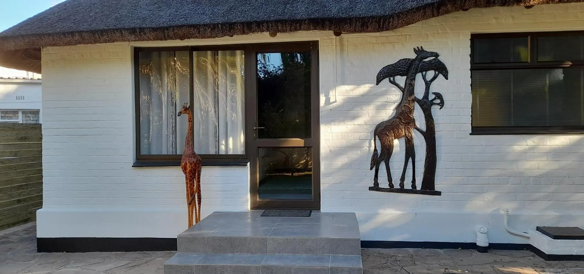 Easy Five Guest House Somerset West
