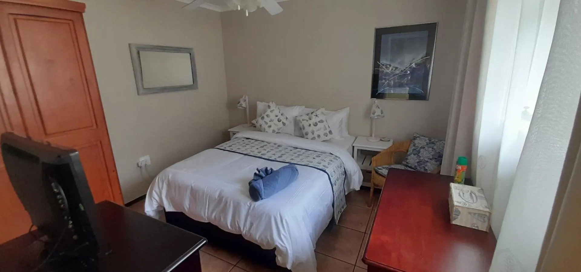 Easy Five Guest House Somerset West