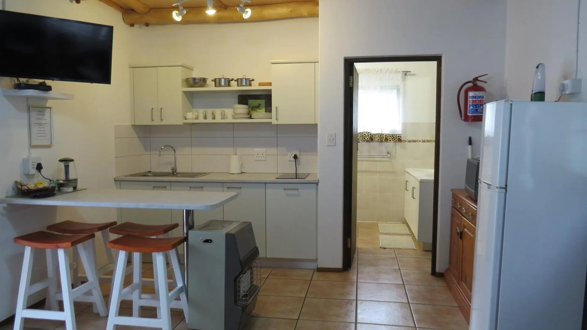 Easy Five Guest House Somerset West 4*,